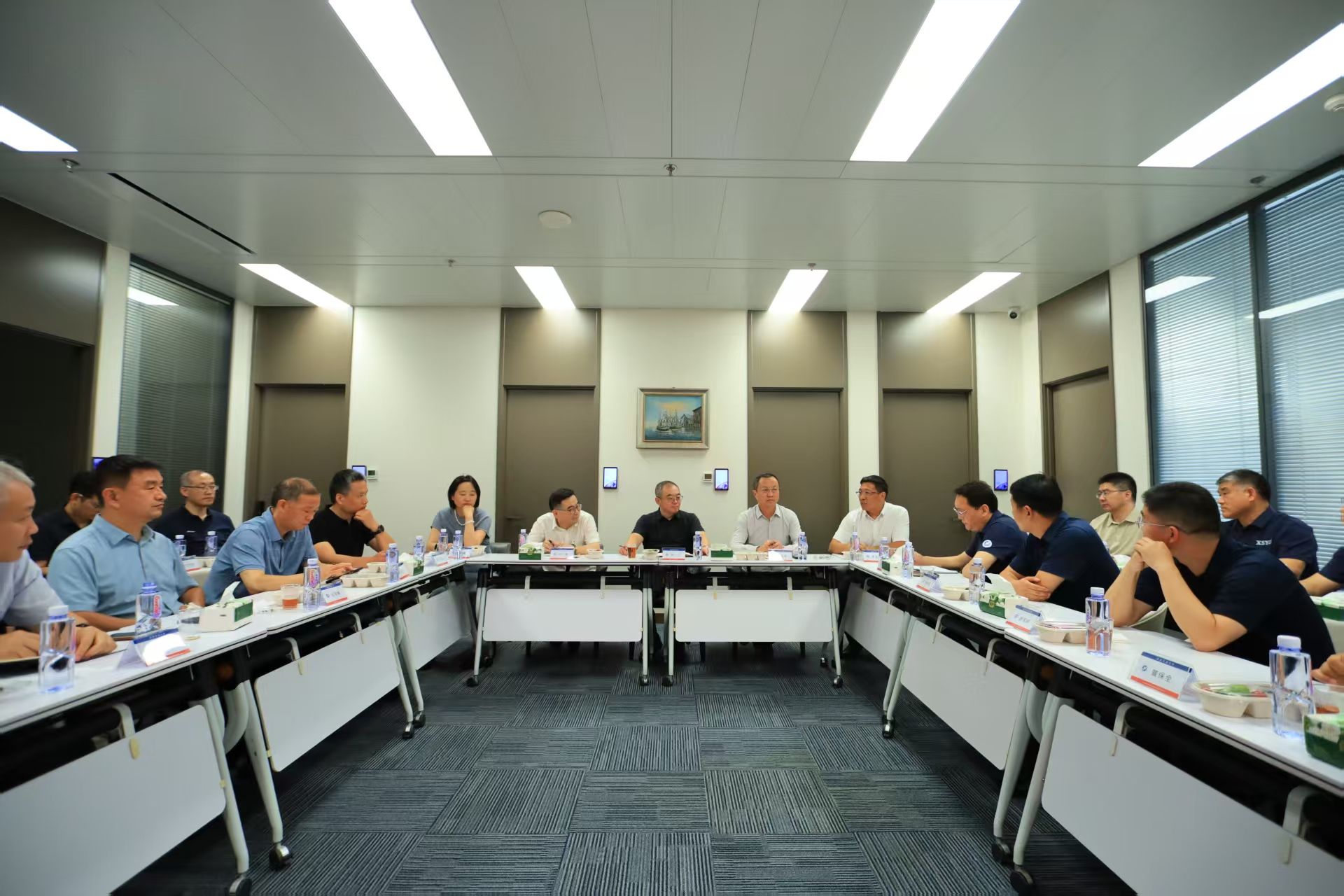 常江一行与中国石油天然气股份有限米博